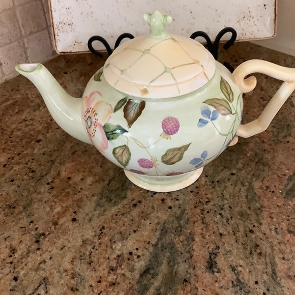 Tracy Porter Kitchen Tracy Porter Evelyn Collection Teapot Hand